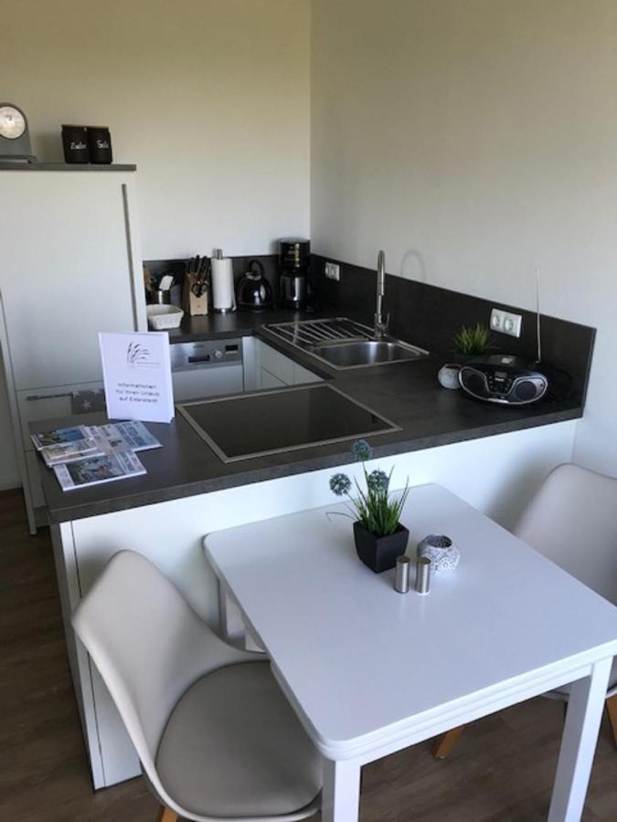 Appartements unter Reet Tumlauer Koog Buitenkant foto