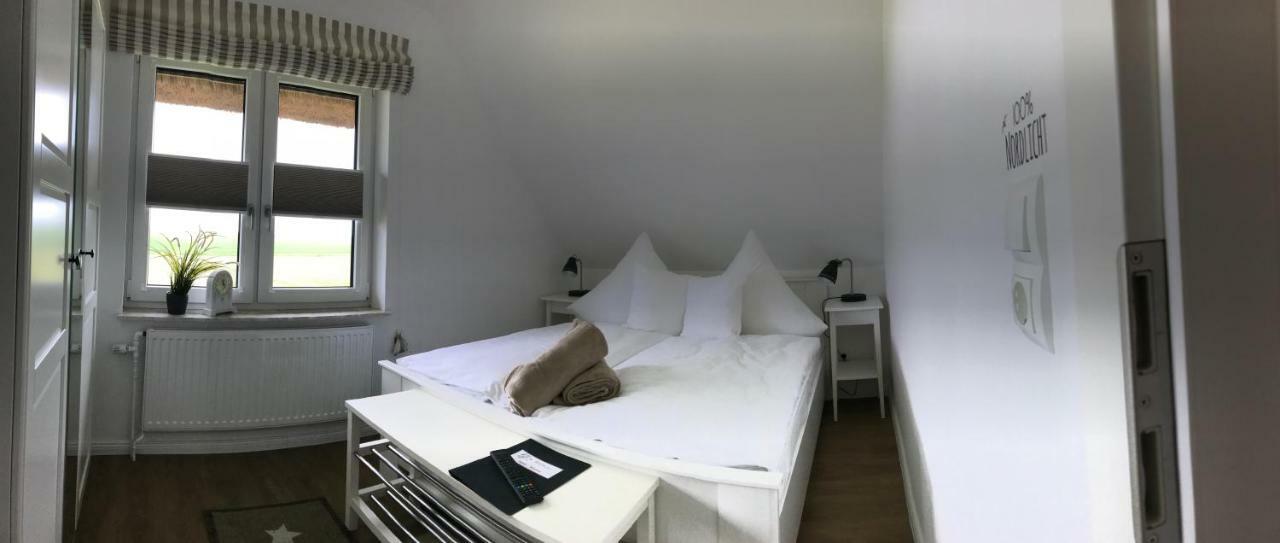 Appartements unter Reet Tumlauer Koog Buitenkant foto
